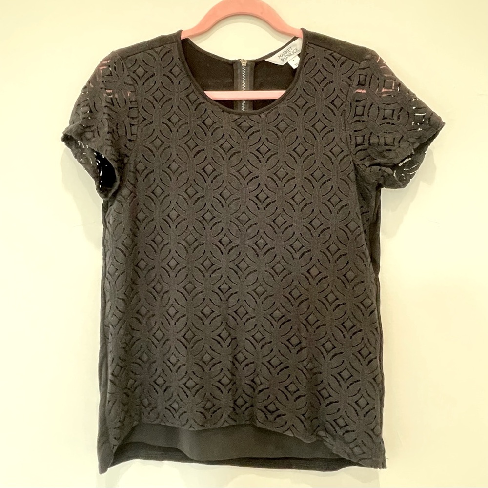 Black Market & Spruce Short Sleeve Lace Top - S